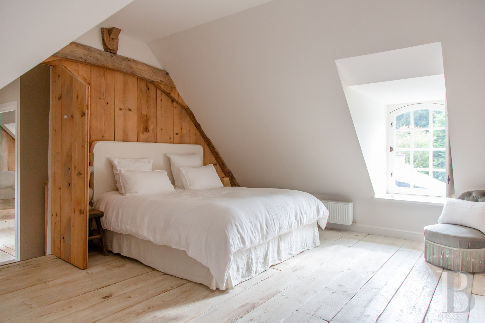 En Anjou, à l’ouest de Saumur,  un ancien presbytère du 18e siècle en bord de Loire pour de calmes séjours - photo  n°47